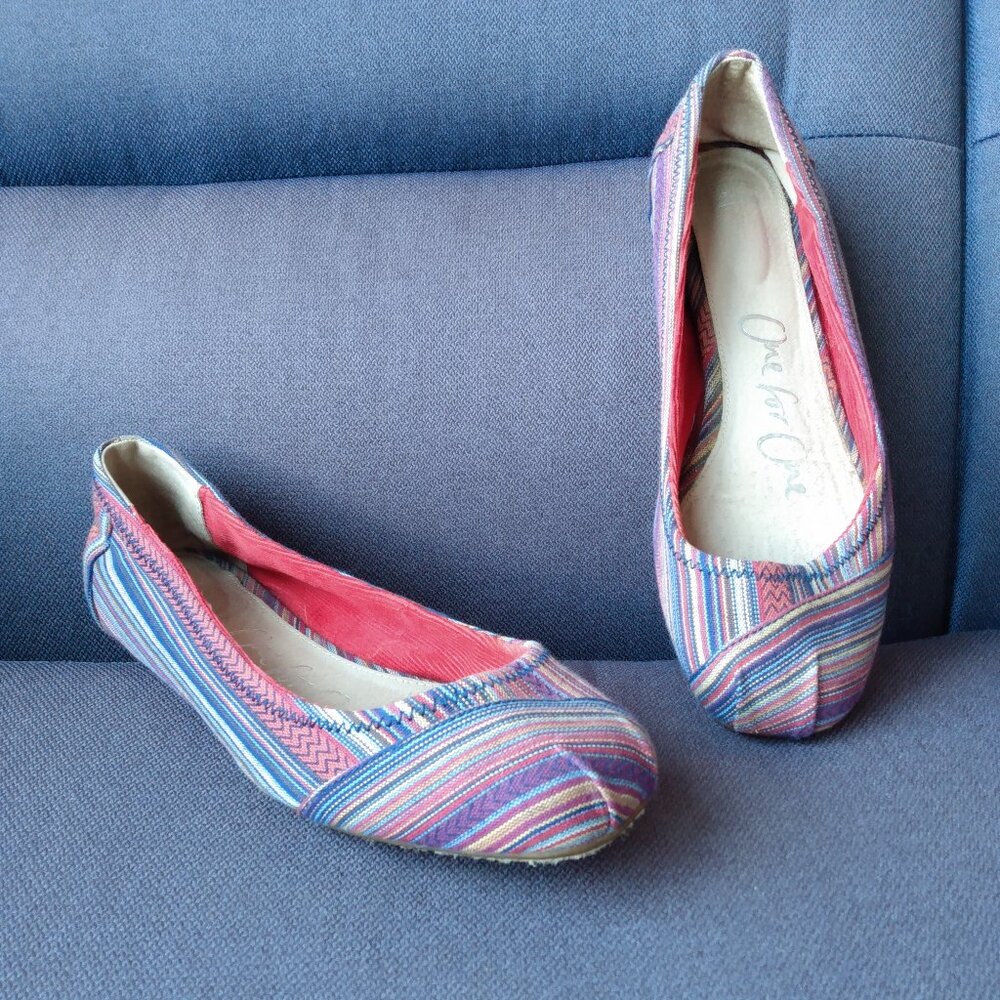 Toms Shoes Ballet Flats Size 9 Hippy Boho Folkwear Tribal Print